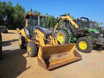 Main image Caterpillar 420E